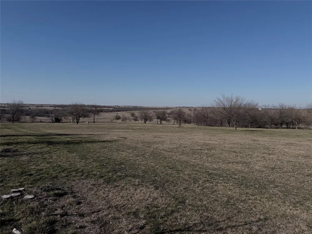 1261 County Road 2735 Decatur, TX 76234
