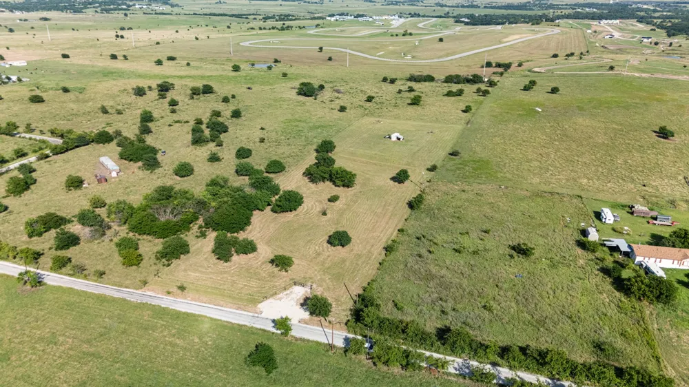 1261 County Road 2735 Decatur, TX 76234