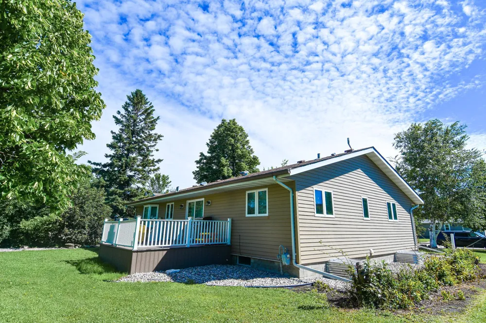 718 Stephen Avenue Stephen, MN 56757
