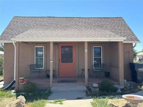 8 Pine Street