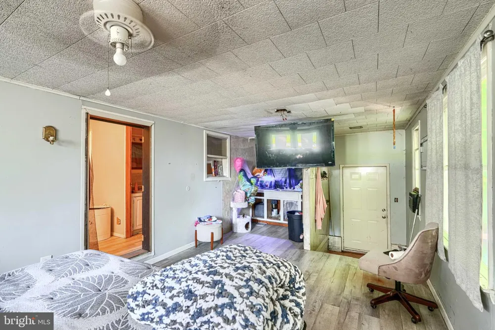 5863 SHARPTOWN Rhodesdale, MD 21659