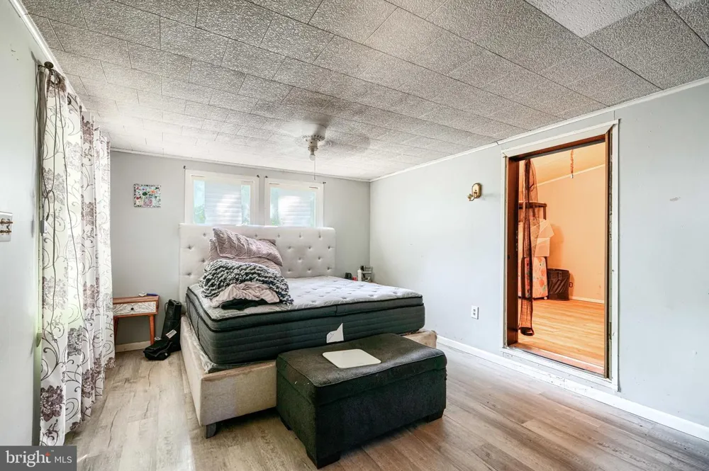 5863 SHARPTOWN Rhodesdale, MD 21659