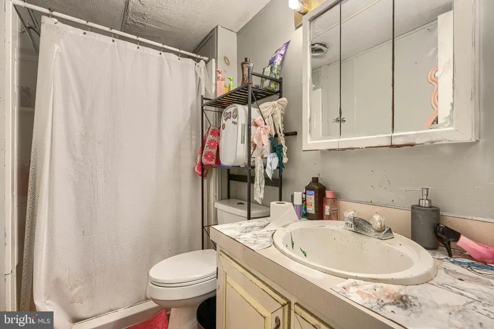 5863 SHARPTOWN Rhodesdale, MD 21659
