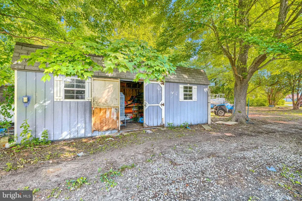 5863 SHARPTOWN Rhodesdale, MD 21659