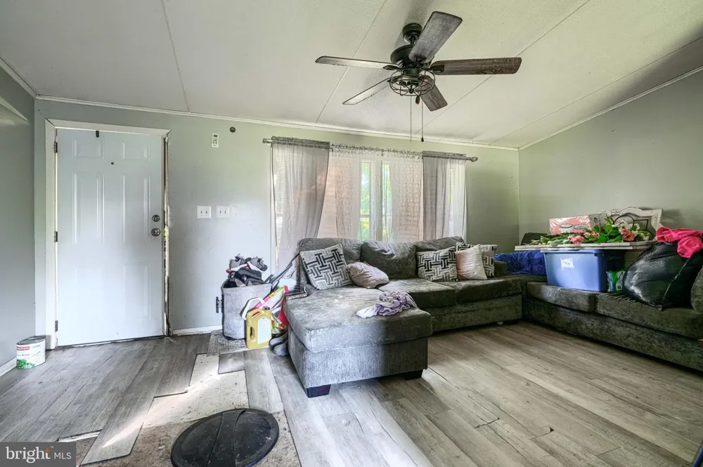 5863 SHARPTOWN Rhodesdale, MD 21659
