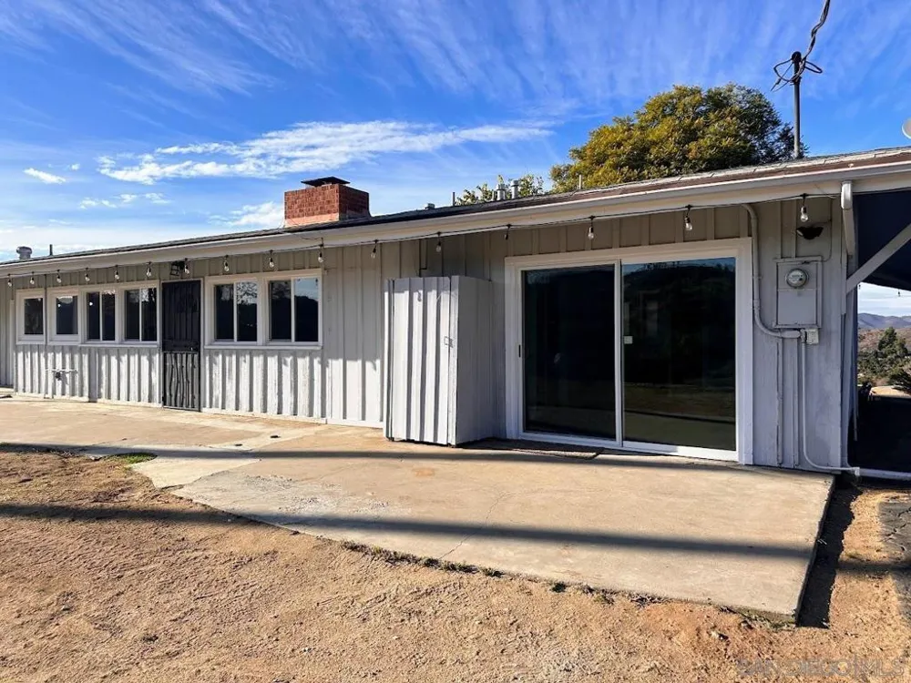 11070 San Gabriel Valley Center, CA 92082