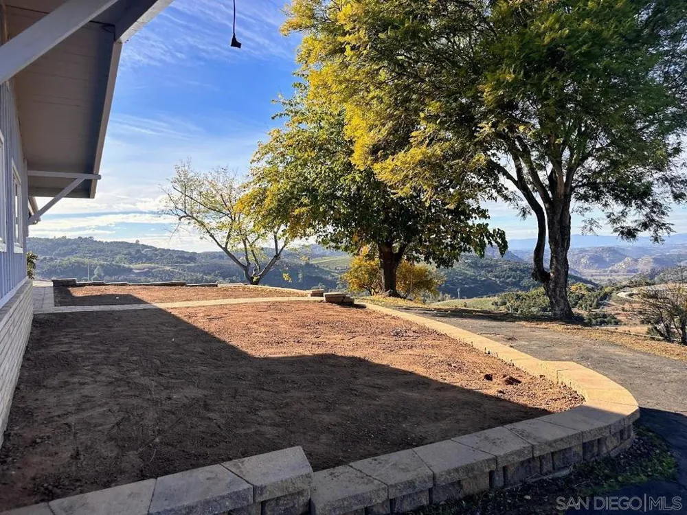 11070 San Gabriel Valley Center, CA 92082