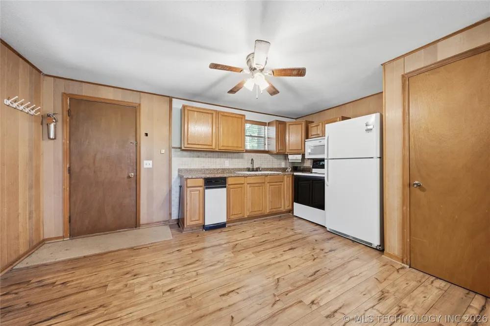 116635 S 4256 ROAD Checotah, OK 74426