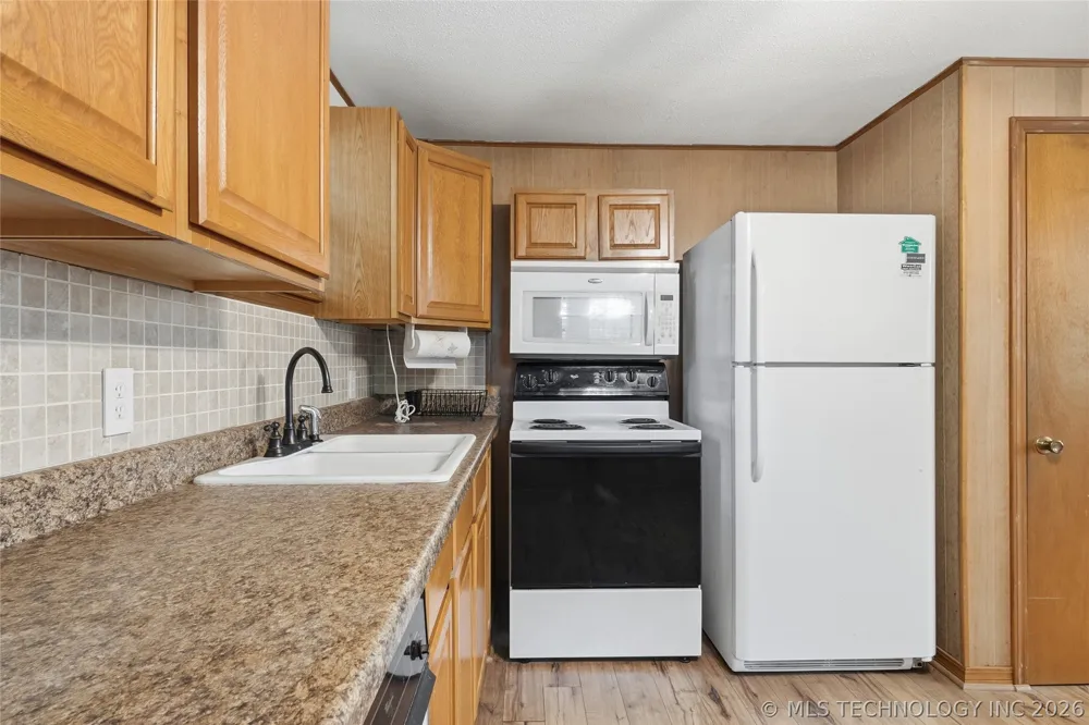 116635 S 4256 ROAD Checotah, OK 74426