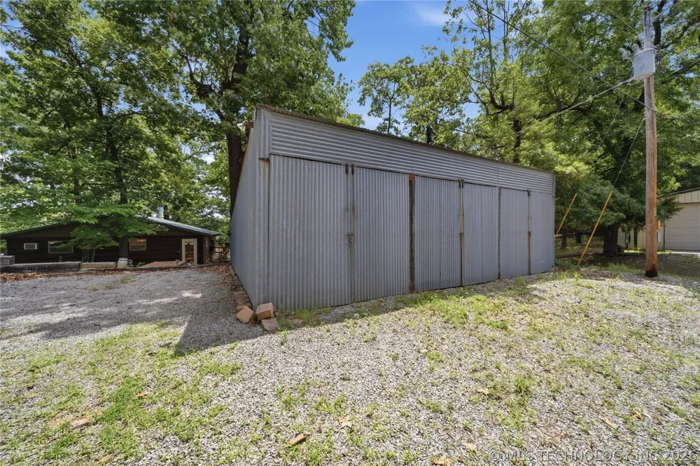 116635 S 4256 ROAD Checotah, OK 74426