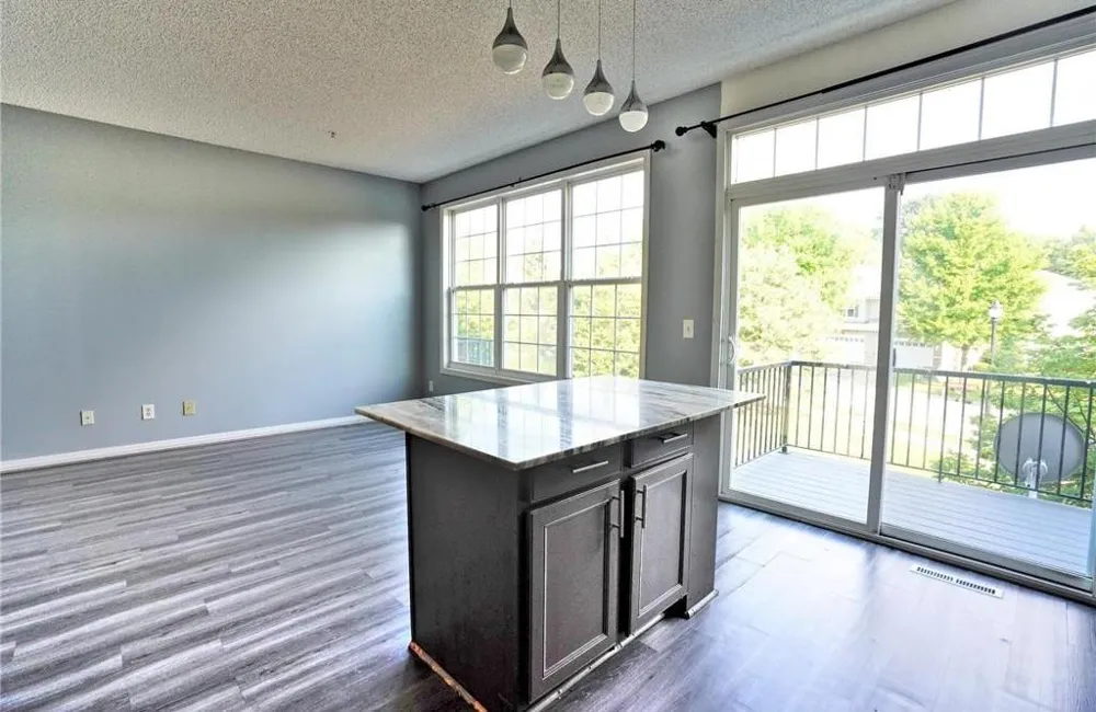 514 Huset Parkway NE Columbia Heights, MN 55421