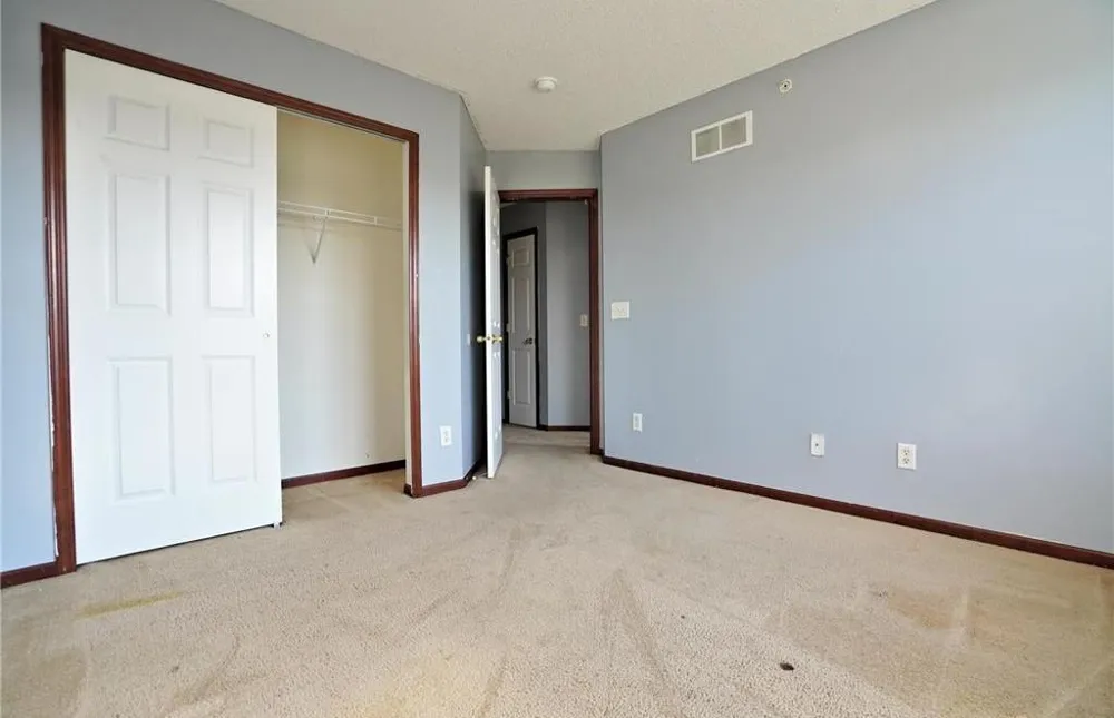 514 Huset Parkway NE Columbia Heights, MN 55421