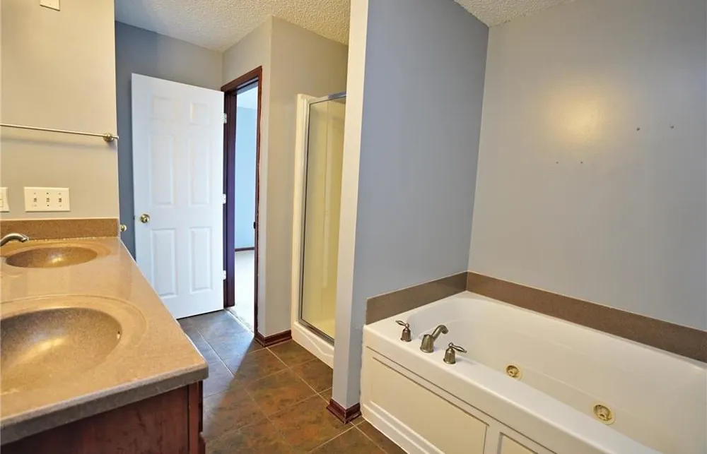 514 Huset Parkway NE Columbia Heights, MN 55421