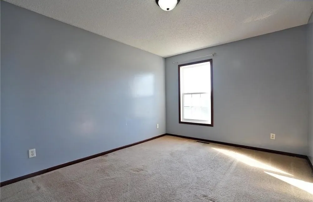 514 Huset Parkway NE Columbia Heights, MN 55421