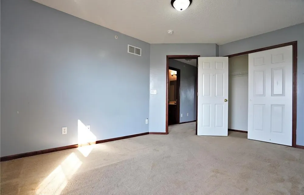 514 Huset Parkway NE Columbia Heights, MN 55421