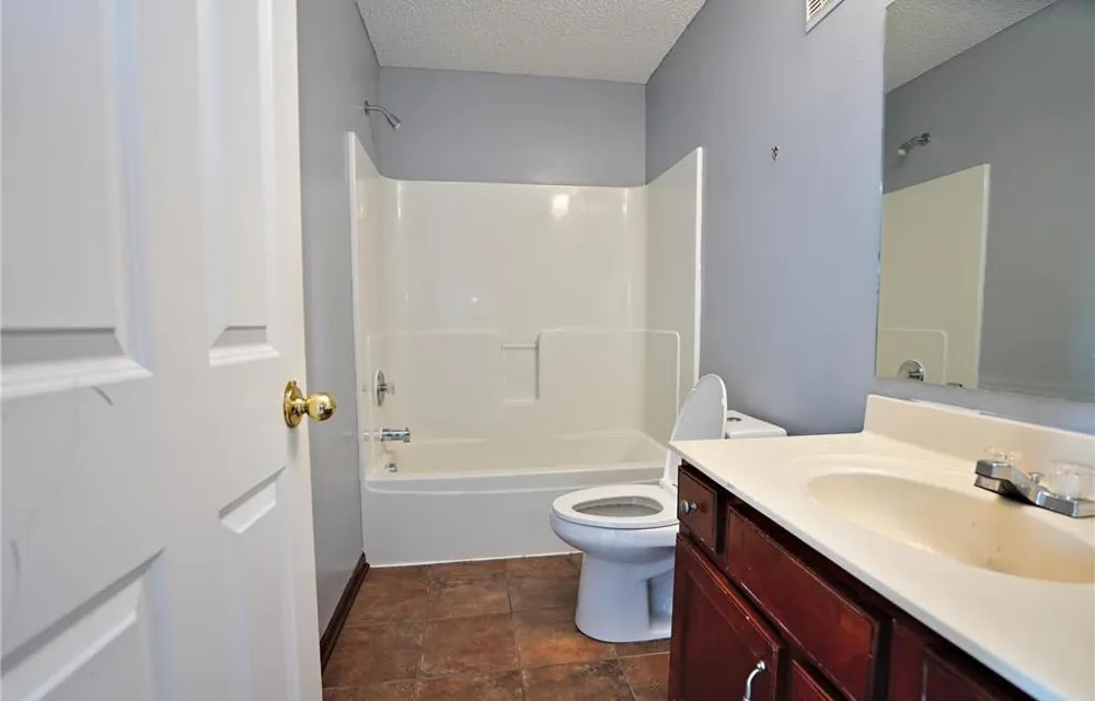 514 Huset Parkway NE Columbia Heights, MN 55421