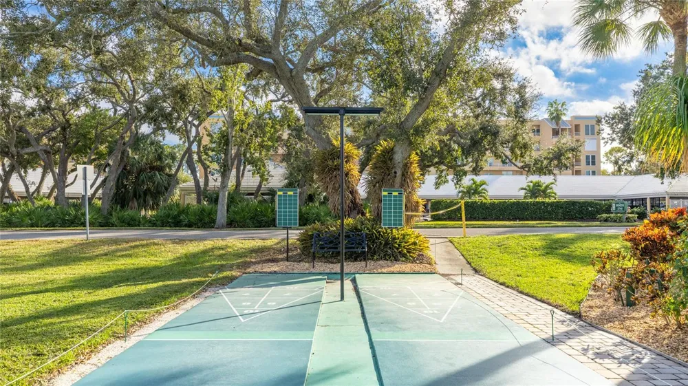 4550 PINEBROOK CIRCLE #106 Bradenton, FL 34209