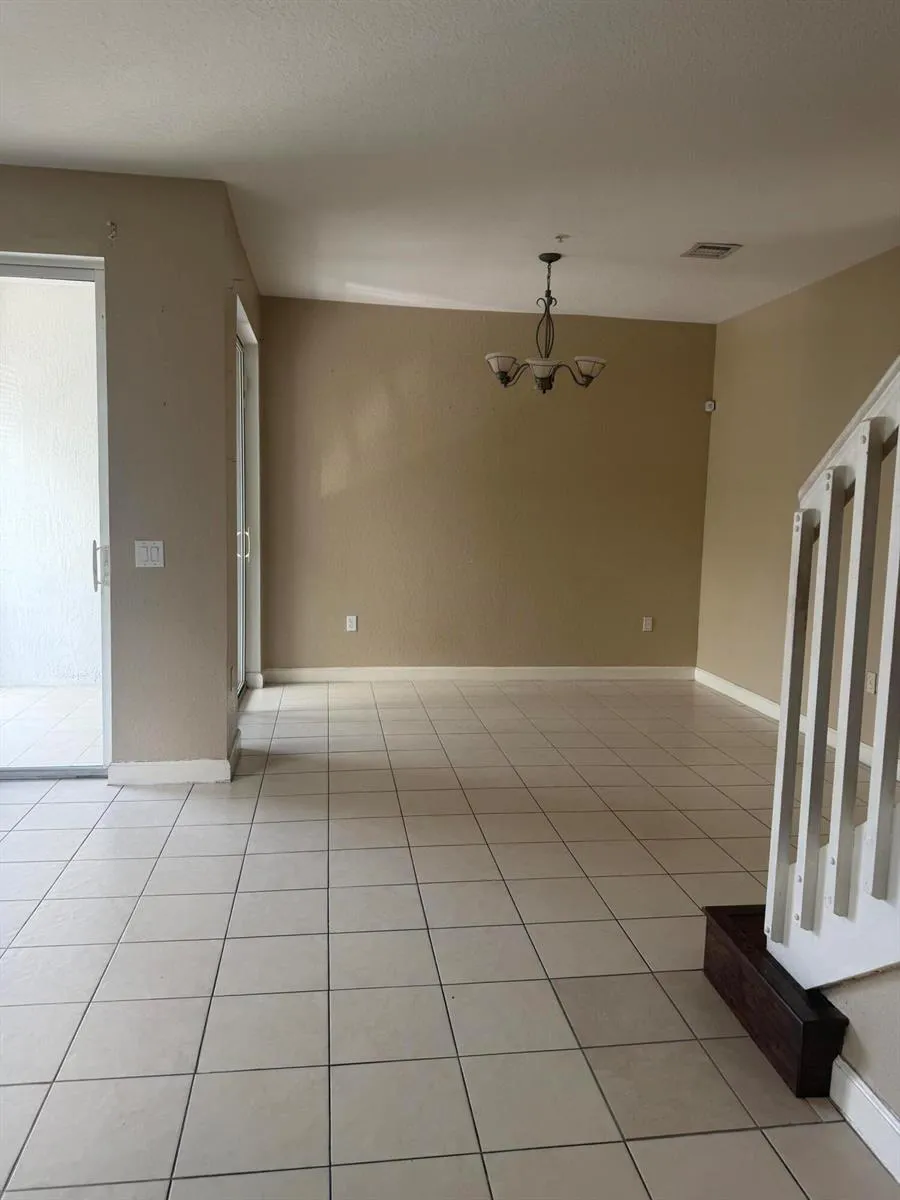 1121 Shoma Drive Royal Palm Beach, FL 33414