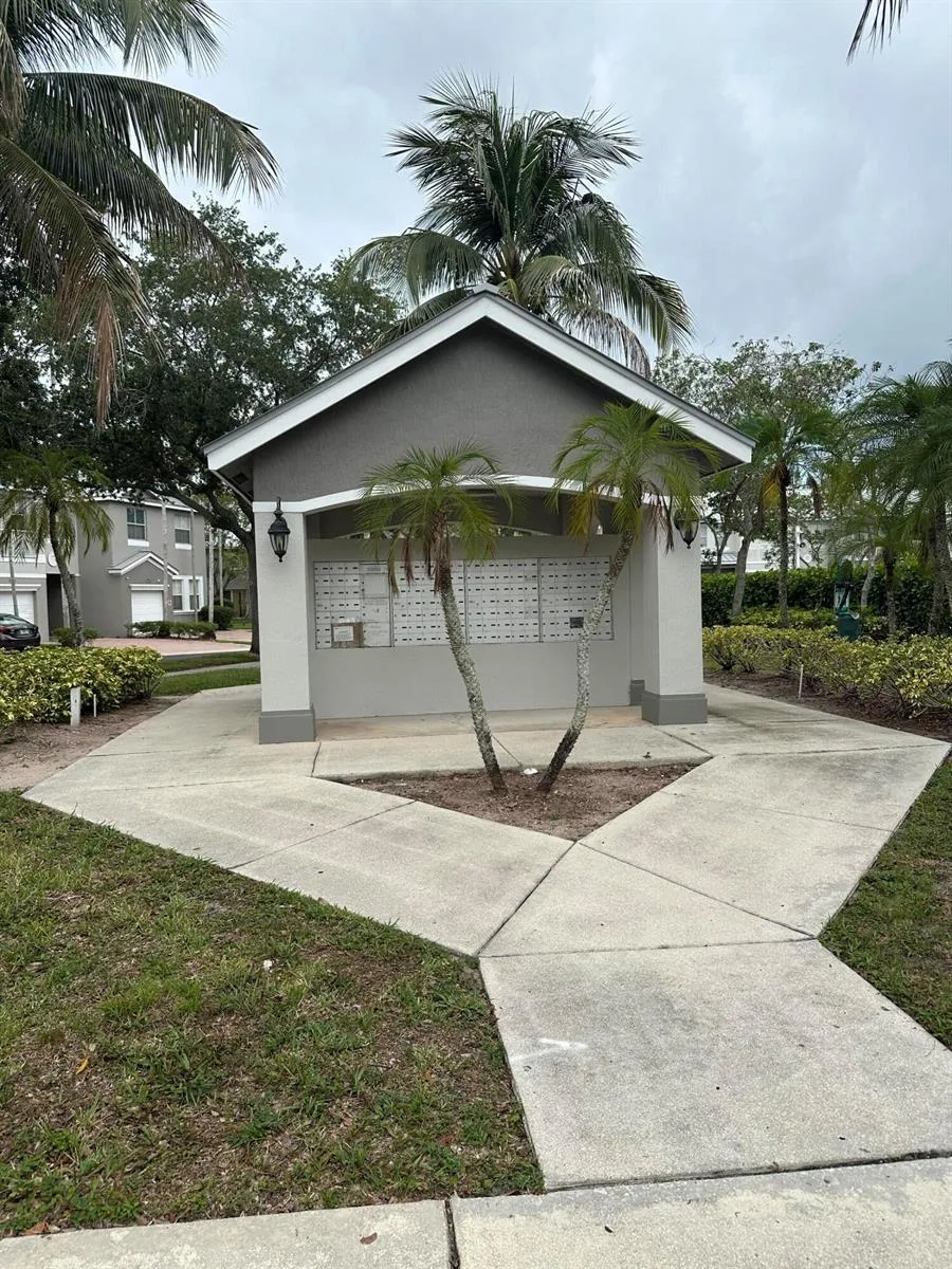 1121 Shoma Drive Royal Palm Beach, FL 33414