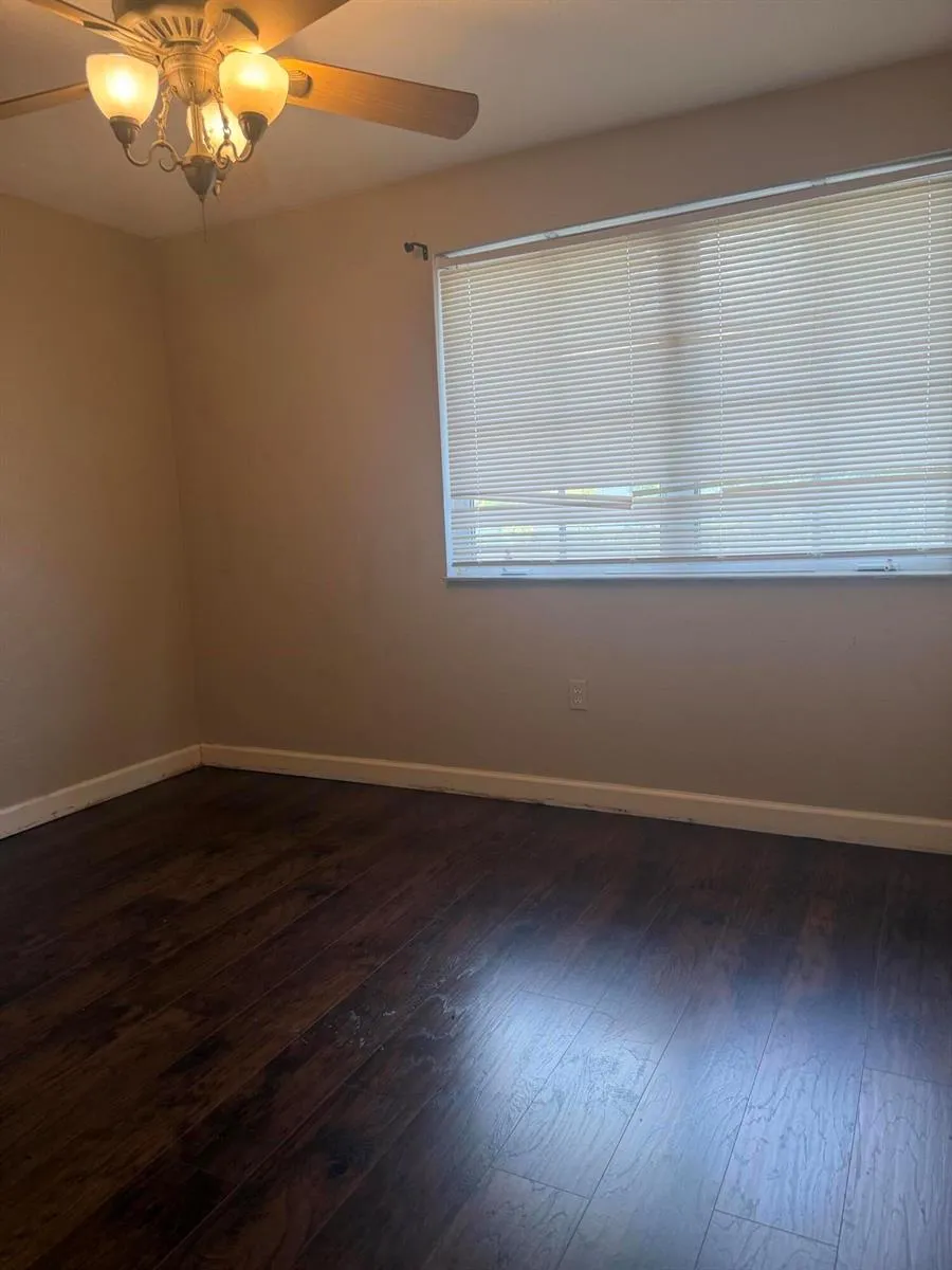 1121 Shoma Drive Royal Palm Beach, FL 33414