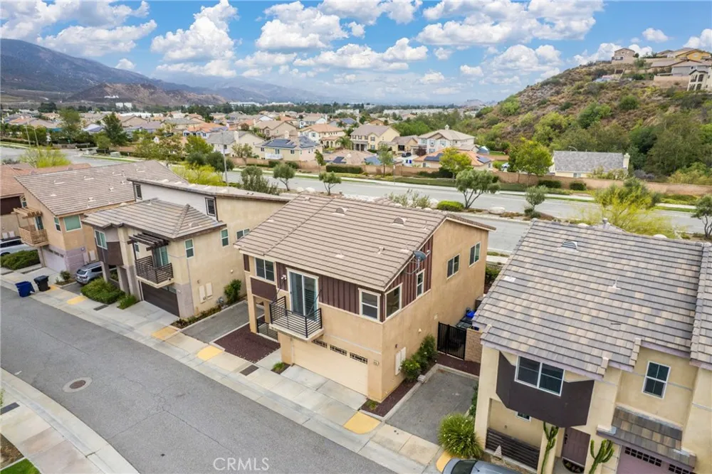 2055 Colony San Bernardino, CA 92407