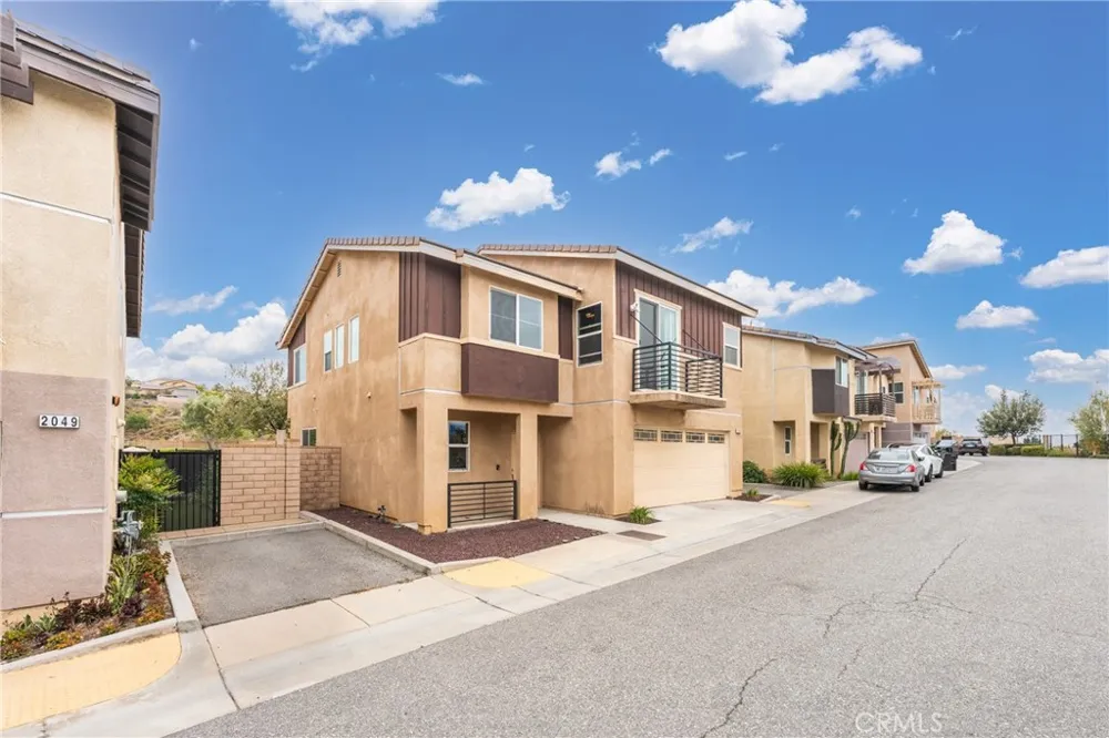 2055 Colony San Bernardino, CA 92407