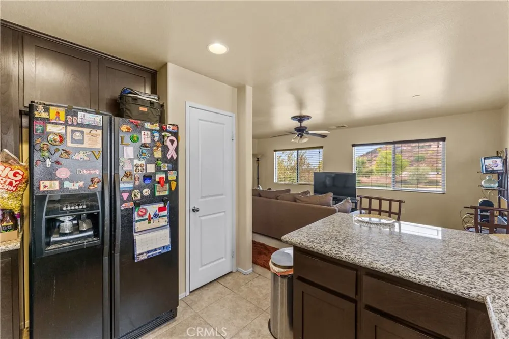 2055 Colony San Bernardino, CA 92407