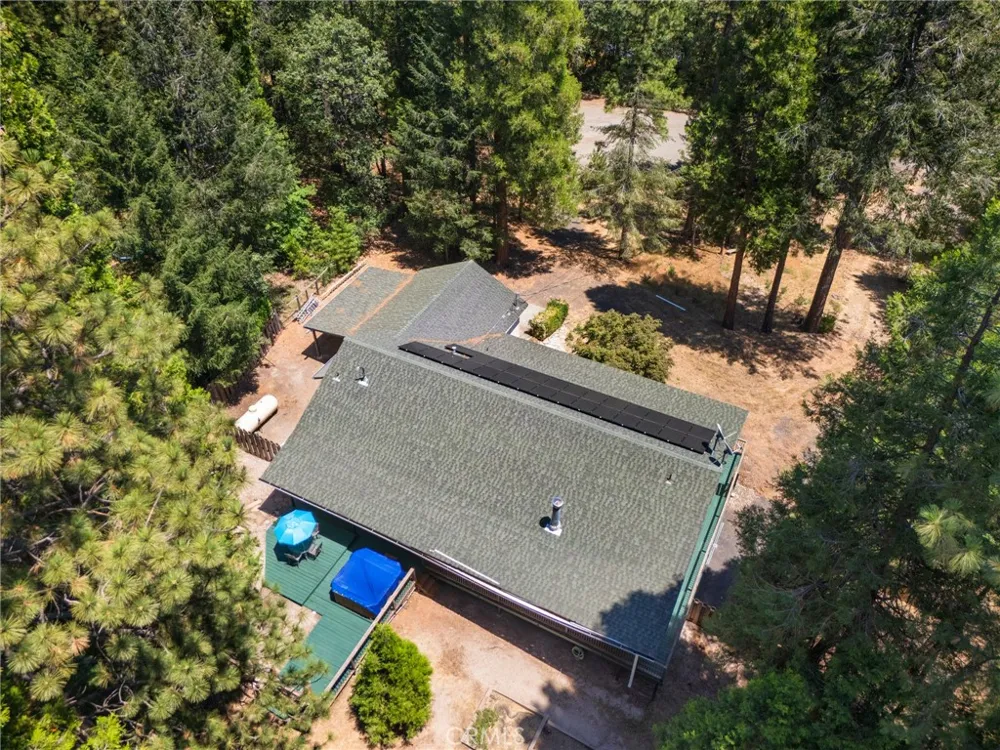 15945 Country Living Forest Ranch, CA 95942