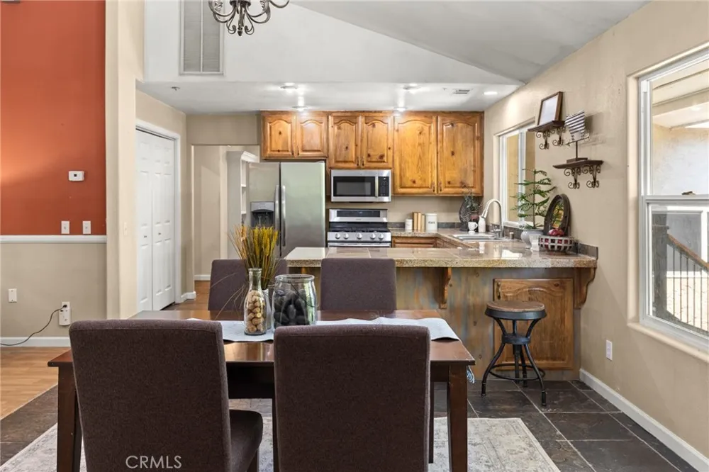 15945 Country Living Forest Ranch, CA 95942