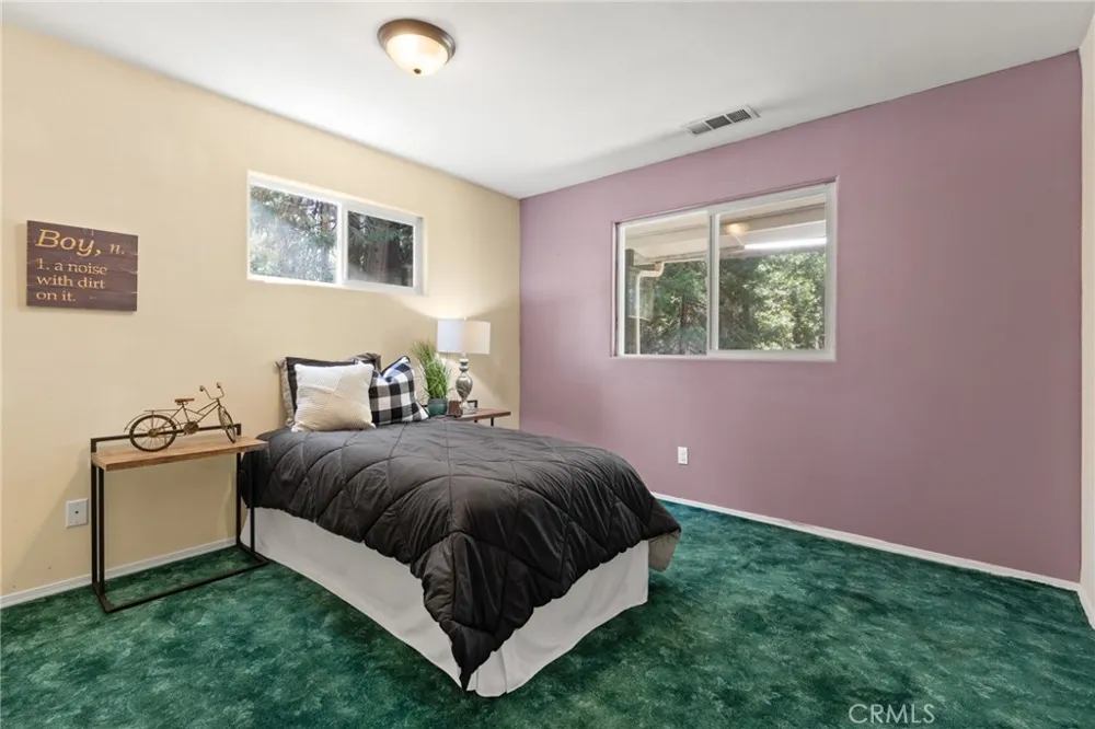15945 Country Living Forest Ranch, CA 95942