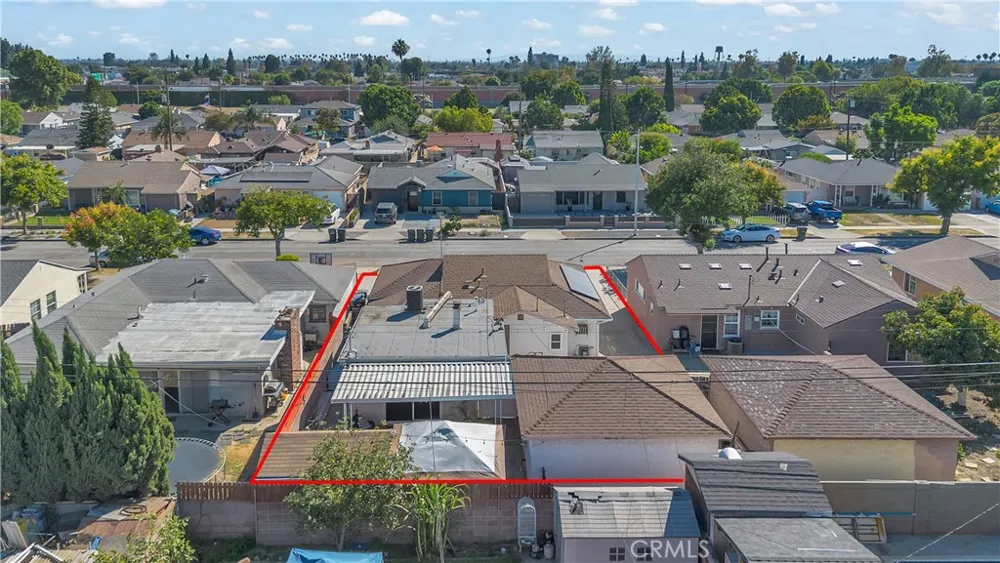 13302 Volunteer Avenue Norwalk, CA 90650