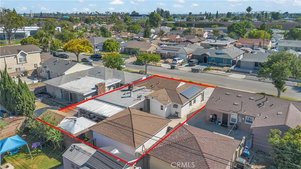 13302 Volunteer Avenue Norwalk, CA 90650