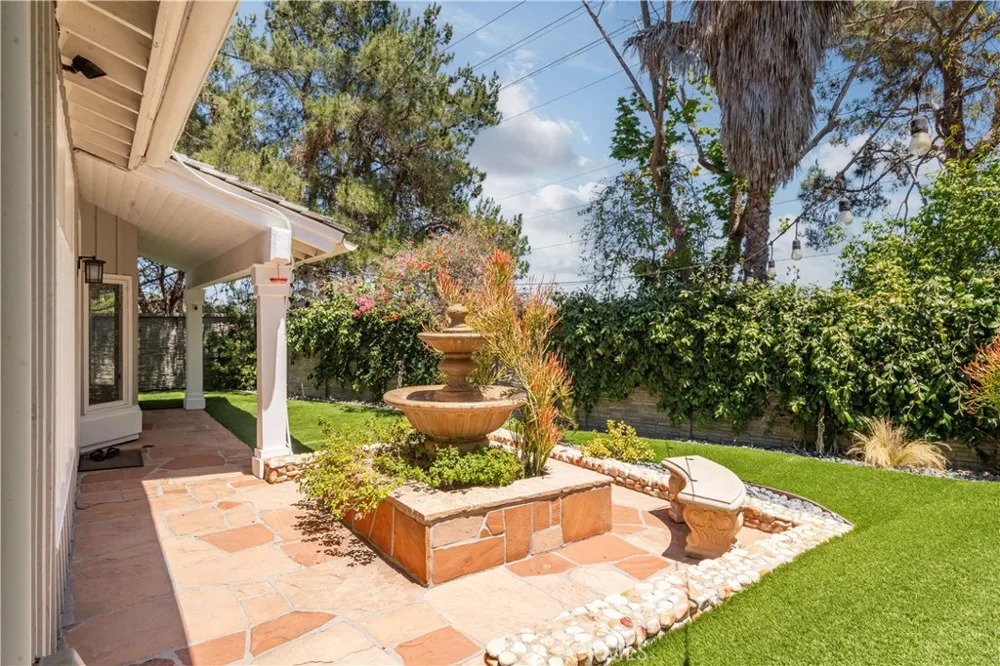 1 Colina Lane Rolling Hills Estates, CA 90274