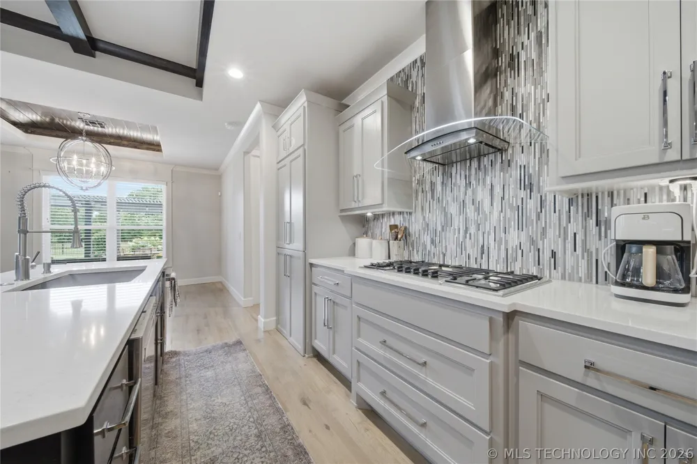 405 E 127th Place S Jenks, OK 74037