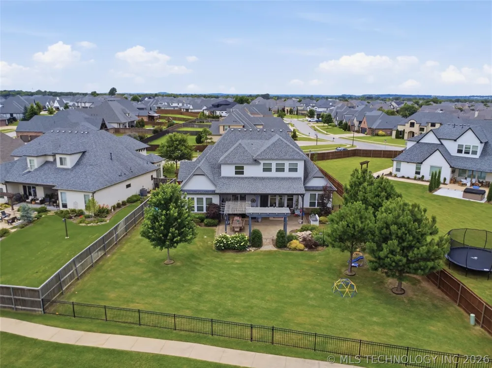405 E 127th Place S Jenks, OK 74037
