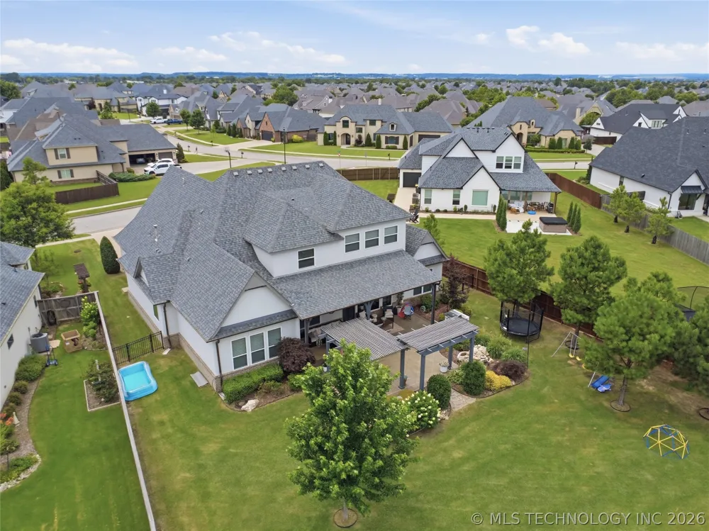 405 E 127th Place S Jenks, OK 74037
