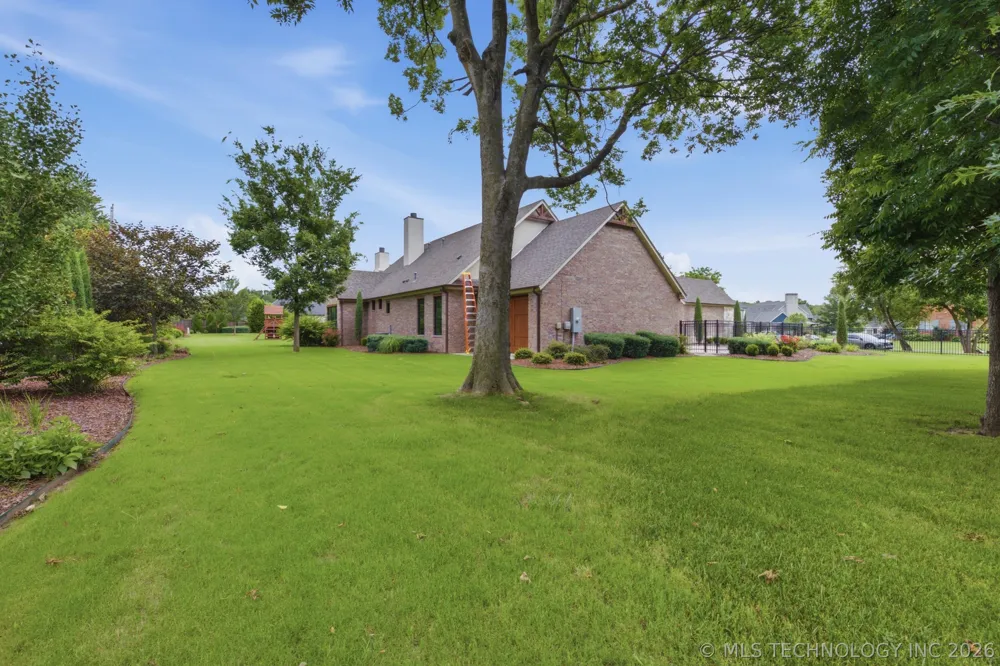 3557 W 75th Street Tulsa, OK 74132