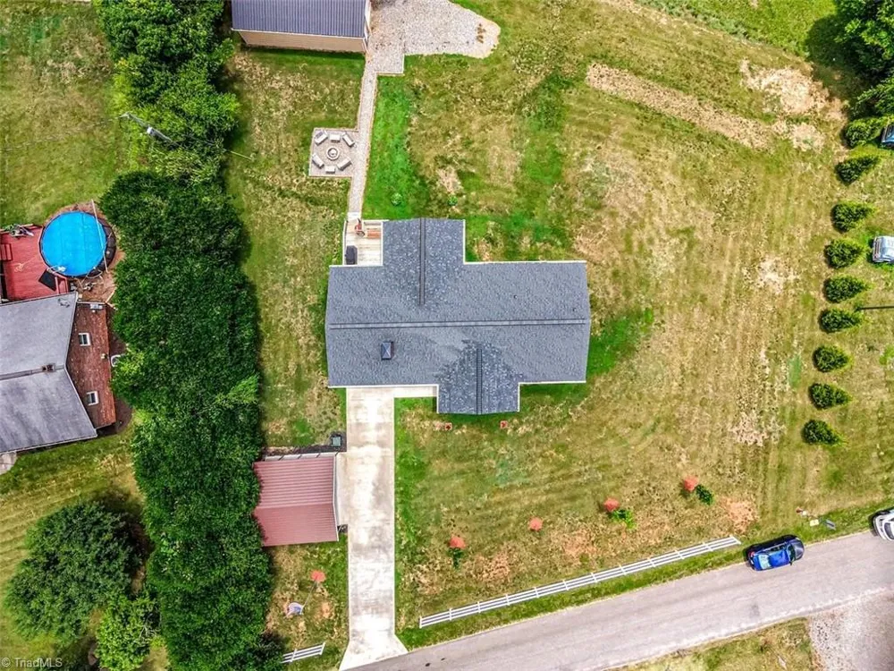211 Parsons Road North Wilkesboro, NC 28659