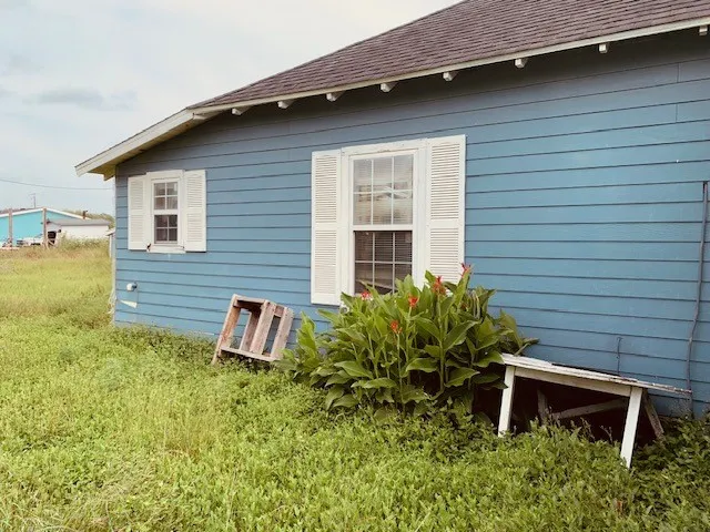 3690 Reyna Street Robstown, TX 78380