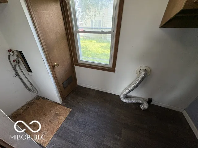 321 W Jay Street Dunkirk, IN 47336