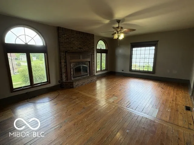 321 W Jay Street Dunkirk, IN 47336