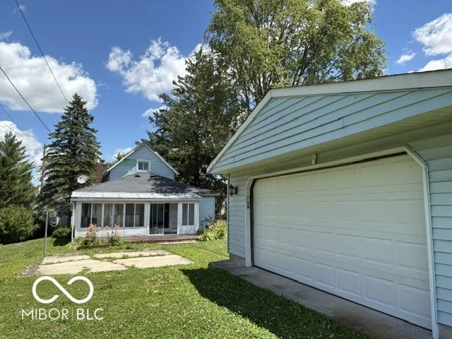 321 W Jay Street Dunkirk, IN 47336