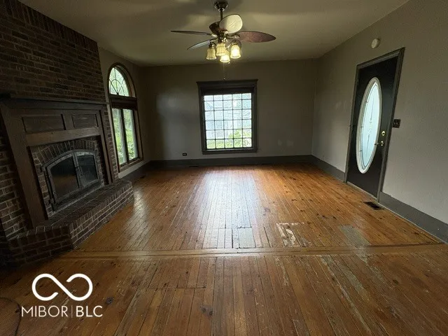 321 W Jay Street Dunkirk, IN 47336