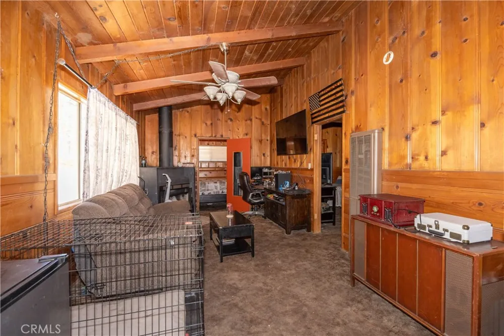 2485 Spring Running Springs, CA 92382