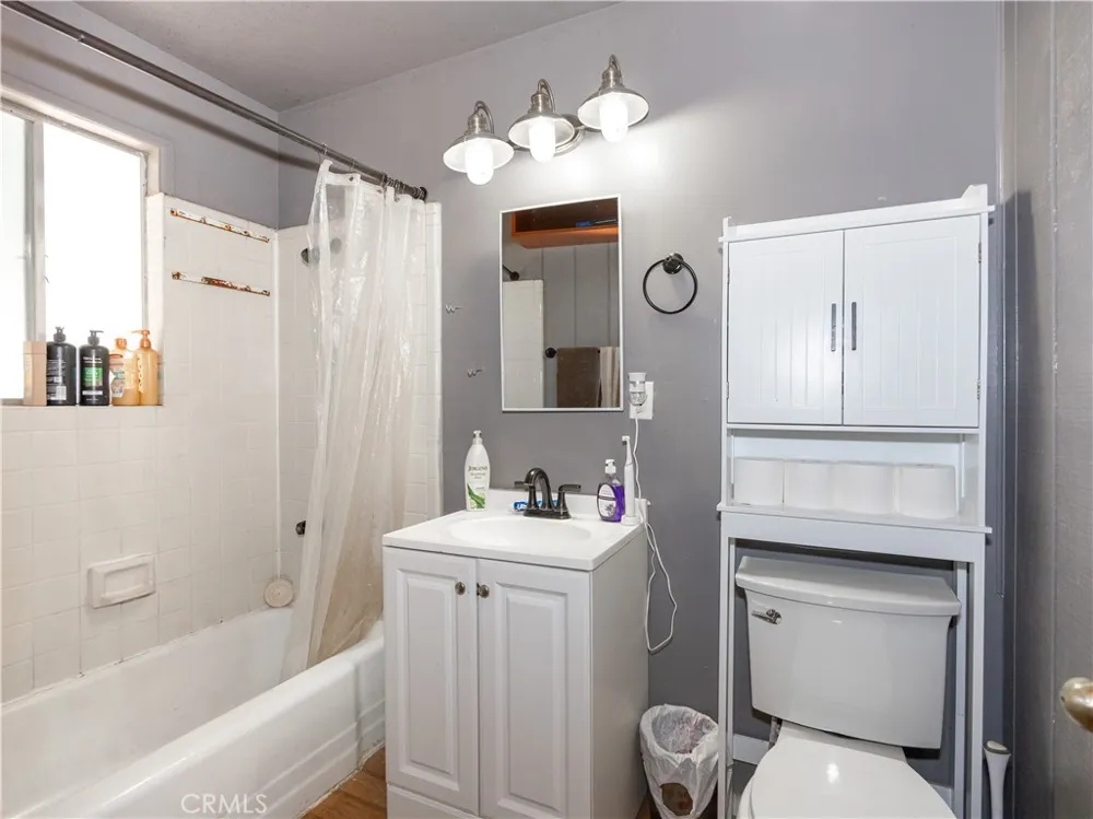 2485 Spring Running Springs, CA 92382