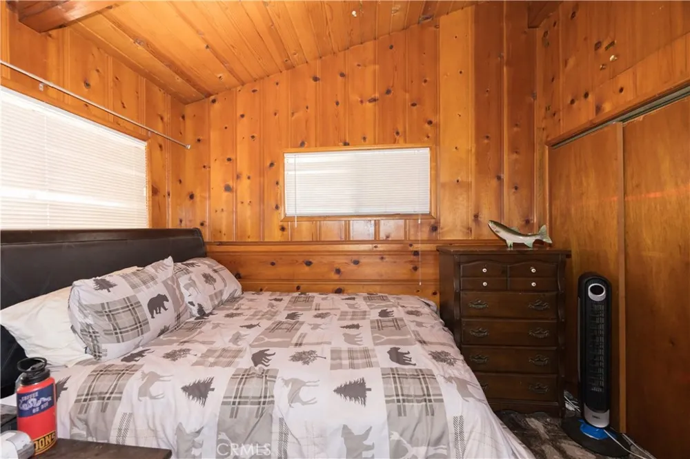 2485 Spring Running Springs, CA 92382