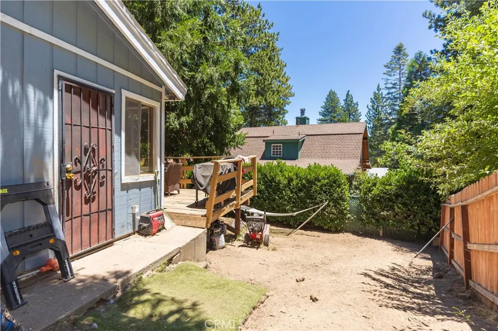 2485 Spring Running Springs, CA 92382