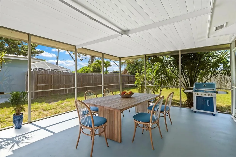 106 AURORA STREET E Venice, FL 34285