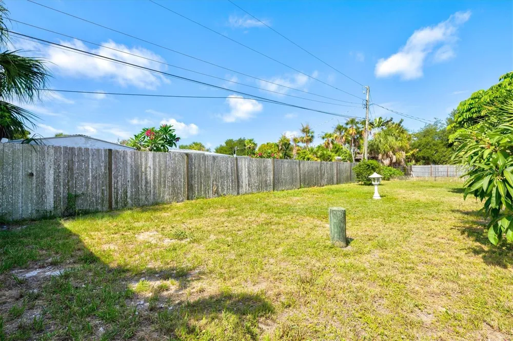 106 AURORA STREET E Venice, FL 34285