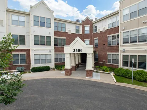 3600 Wooddale Avenue S #304